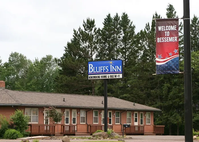 Bluffs Inn