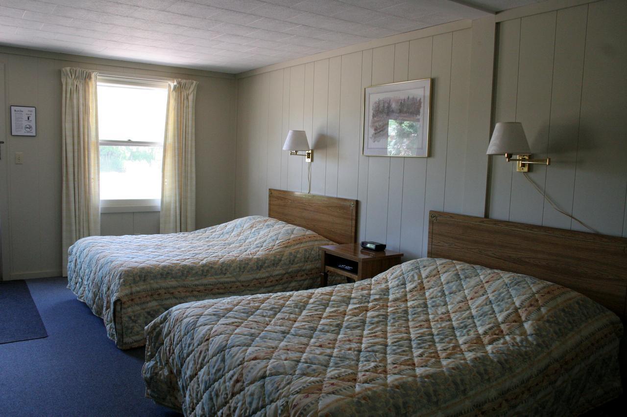 Motel Bluffs
